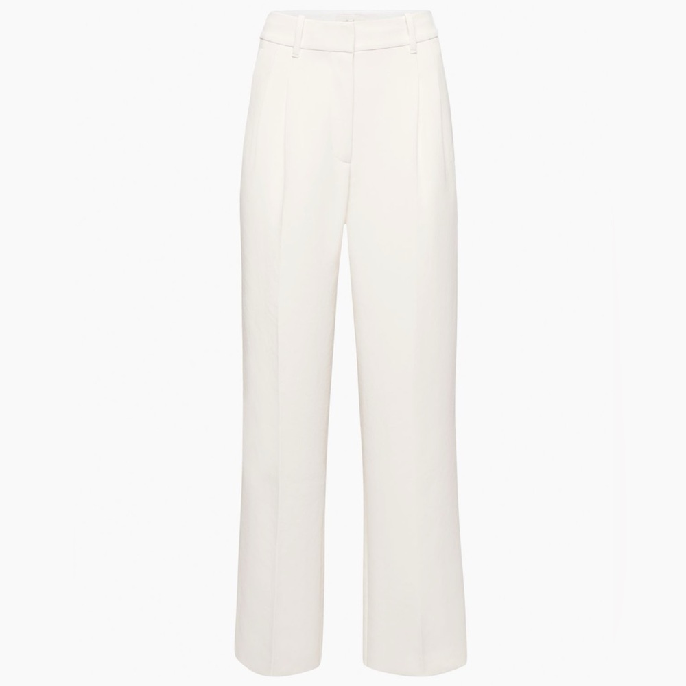 Aritzia Effortless Pants Short version - size 4 Light Birch